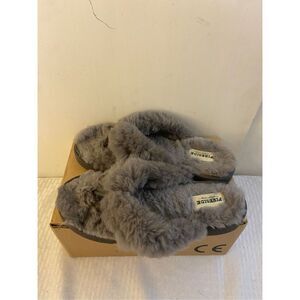 Dearfoam fireside flip flops large 9-10 fur lined flip flops hard soles gray